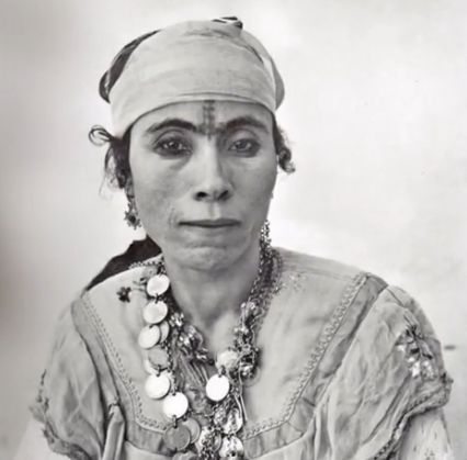 مخاطر ومضار الوشم من الجانب النفسي