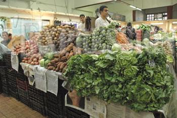 La salade à 150 dinars! LE MARCHE DES FRUITS ET LEGUMES RISQUE DE S'EMBALLER À L'APPROCHE DE L'AID