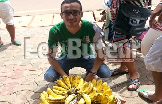 «Tchoco Tchoco, on va gagner», c'est leur «One, two, three ! Viva l'Algérie !»