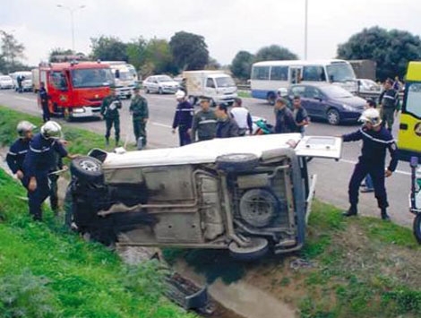 مقتل شخصين اثر حادث مرور بالبويرة