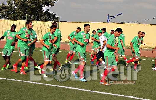 MCA : Violente rixe entre Aksas, Yalaoui, Gherbi et Djemili dans le bus