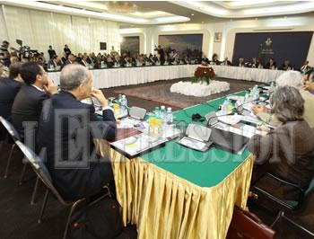 Pour un développement à visage humainTRIPARTITE NEW-LOOK