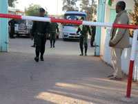 النعامة/ جرح دركيين وتخريب مقر فرقة الدرك الوطني ببلدية البيوض