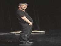 IL A JOUE SON SPECTACLE,