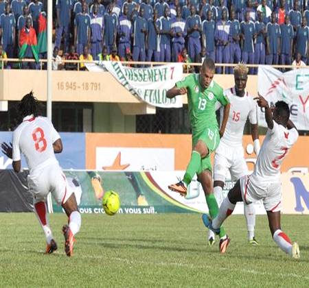 Burkina Faso-Algérie (3-2) : les Algériens gardent leurs chances intactes