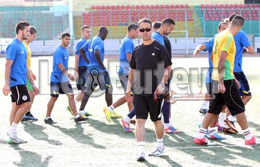 JSK : Aït Djoudi veut éloigner les joueurs de la pression