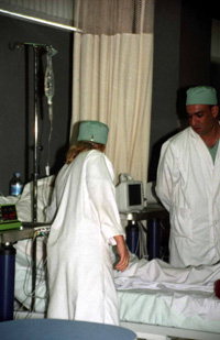 معسكر/ توقيف 3 أطباء أخصائيين بسبب مخالفة أنظمة العمل