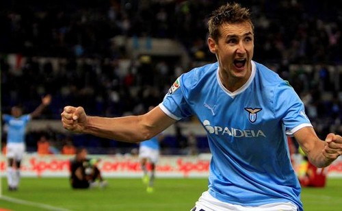 كلوزة يفضل الدوري الإنجليزي عن برشلونة!