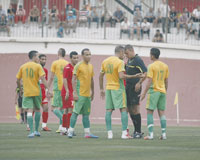 Arbitrage, mort, vandalisme, arrestationsLe triste lot du football