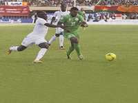 ArbitrageHouasnia doit rendre... le sifflet