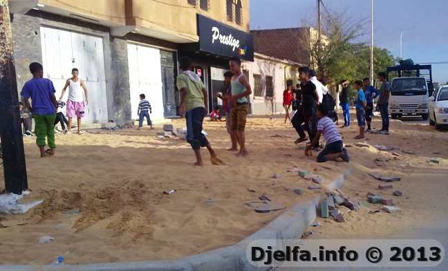 أطفال الجلفة يطالبون بأماكن للعب !