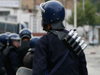 اعتقال ما لا يقل عن 6 محتجين بتهمة التحريض.. تيزي وزو/ تسجيل العديد من الإصابات في مواجهات بين محتجين وقوات الأمن بوادي عيسي