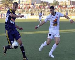 العقدة تلاحق الشلف على ملعبها وزاوي يتبرأ من اتهامات 