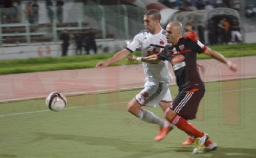 ج. الشلف 0 – ا. العاصمة 0 : الشلفاوة يتعثرون مجددا و«سوسطارة» يعودون بنقطة من ذهب