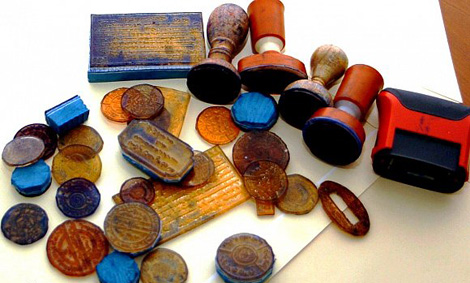 أمن بومرداس يوقف عصابة تزوير الشهادات الإدارية وأختام الدولة