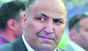 حمار يريد مسترجع من نيجريا وزياية مطلوب لتدعيم الهجوموفاق سطيف .... العقبي لا يستبعد رحيله في 