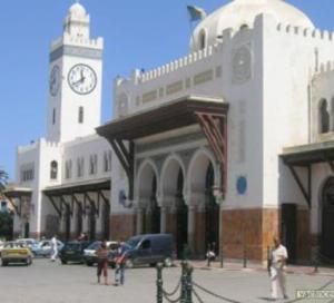 شركة فرنسية تختار إقامة مآدب عشاء في معالم معمارية دون غيرها                    مهرجان الفيلم العربي لوهران يسقط في تمجيد الاستعمار