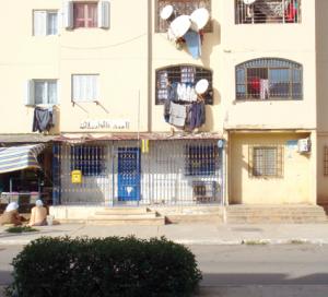 كان بصدد نقلها إلى مكتب البريد في مستغانم                    تجريد رئيس محطة خدمات من 90 مليون سنتيم