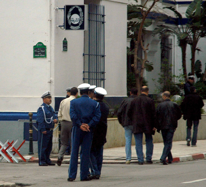 فضيحة تهز الأمن الولائي بالعاصمة قاصر تتهم شرطيين بالاعتداء عليها أثناء الحجز