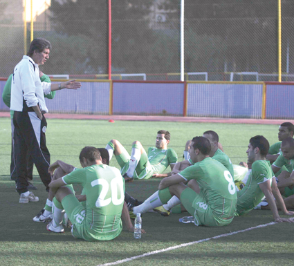 تحسبا لودّية التشاد                    بن شيخة يستدعي 9 لاعبين من وفاق سطيف