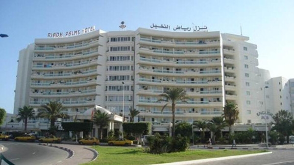 انتحاري تونسي يفجر نفسه بالمنطقة السياحية بمدينة سوسة