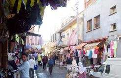 التجار يشتكون قلة توافد المتسوقين والزبائنسوق لالة عودة بمدينة الشلف