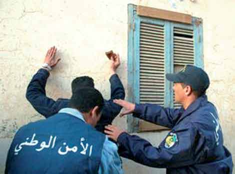 العاصمة: استرجاع 23 سلاحا محظورا بباب الوادي