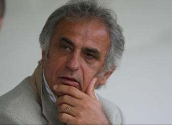 Halilhodzic cache bien son jeuA 16 JOURS DU MATCH ALGERIE- BURKINA FASO
