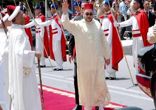 سفير المغرب يعرب عن أسف حكومته عن انتهاك حرمة قنصلية الجزائر بالدار البيضاء