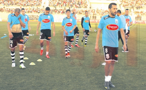 و.سطيف: أداء كارثي أمام الموب، مستوى الوفاق هزيل مؤخرا ولونغ مطالب بمراجعة حساباته