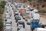 بعد عجز وسائل النقل الحديثة عن فك الاختناق المروريمختصون يقترحون محطات الربط بمداخل العاصمة