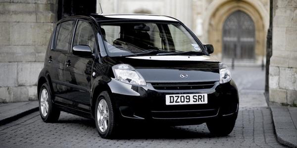 Prix Daihatsu Sirion_04-B