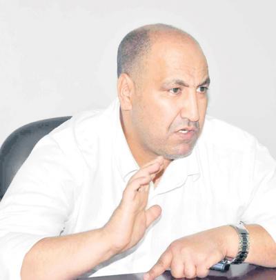 وفاق سطيف يهدد بخفض رواتب اللاعبينالضائقة المالية تعيق نجاح صفقة اللاعب المالي