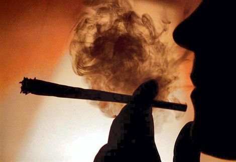 Algérie : la consommation de drogue concerne 300 000 jeunes