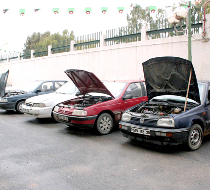 المركبات كان يتم إخفاؤها بفيلا في المسيلة                    الإطاحة بشبكة وطنية لسرقة السيارات بالعاصمة