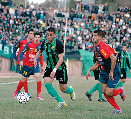 الجولة التاسعة من بطولة الدرجة الثانية المحترفة                    شباب باتنة يطيح بالرائد ويخدم المولودية