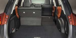 Prix Toyota Nouveau Rav4 D4-D 150 Ch Dynamique intérieur 2 couleurs