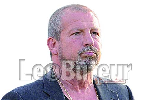 Pour Courbis, la pelouse du stade de Chlef est de zéro génération !