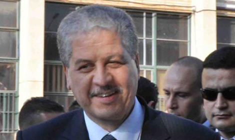 عبد المالك سلال يشرع في زيارة عمل إلى ولاية أدرار