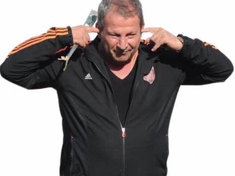 Les vraies raisons du départ de CourbisUSM Alger