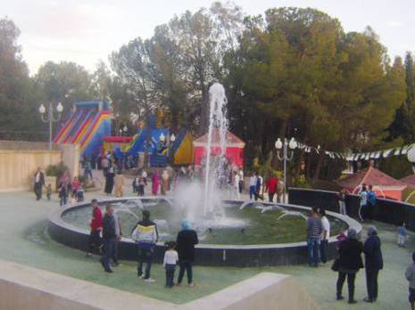 Une belle évasion pour les familles, mais...Parc d'attractions de Djebel Ouahch