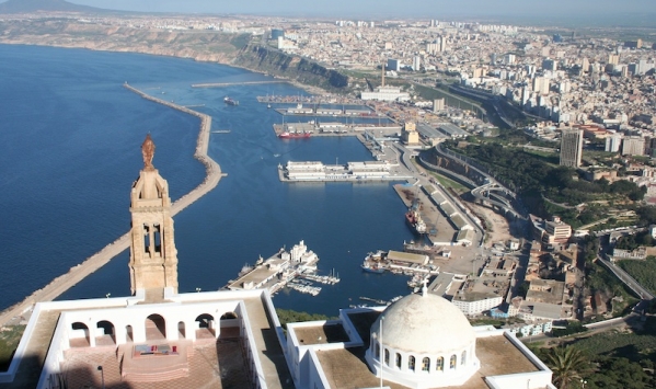 كيف سطا والي وهران على منزل قنصل ايطاليا ؟؟؟