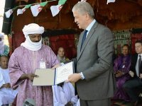 « La République ne fait pas dans le favoritisme »Visite du premier ministre à tamanrasset