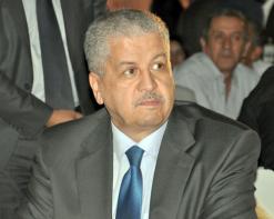 سلال يبعث برسائل مشفرة لعمار سعداني من تمنراستالتوارڤ يطالبون بفتح الحدود ويشكون تغوّل المديرين المركزيين