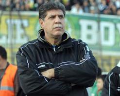 إيغيل يتأسف لغياب مسعود ويبرمج تربص بالشلفجمعية الشلف