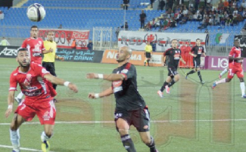 م. وهران 0 – ا. العاصمة 1 : فرحات يفرح المسامعية ويدخل الحمراوة دائرة الشك