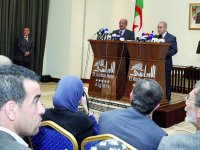 Les clarifications du gouvernementConférence de presse conjointe messahel-lamamra