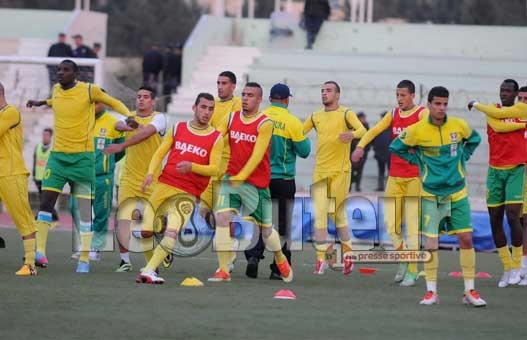 JSS : Bouster casse Saoura