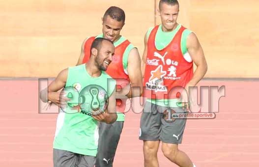 EN : Khoualed sera titularisé à droite