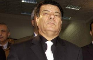 Le FLN est pour une révision de la Constitution dans 